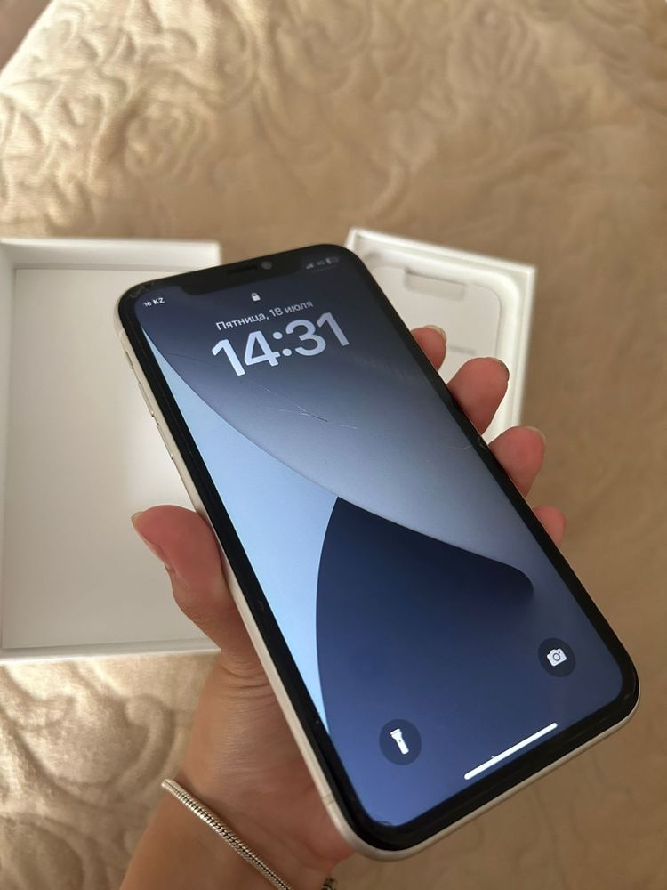 Iphone 11 64 гб хорошее состояние