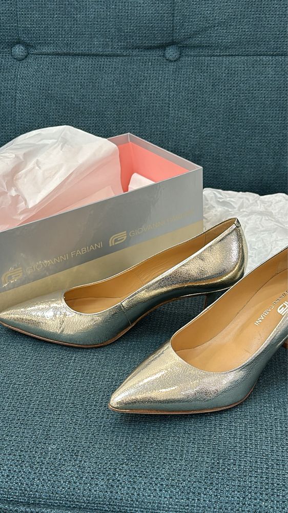 Туфли новые лодочки Италия бренд Fabiani