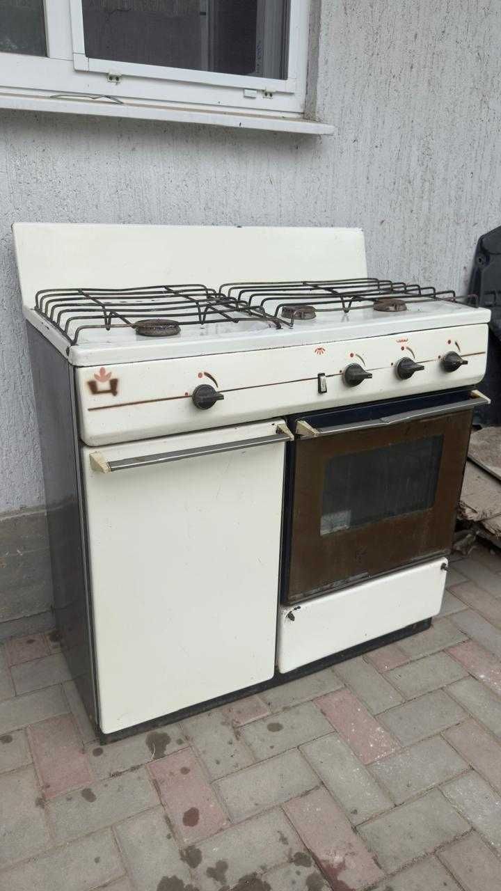 Продается газовая плита