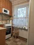 Продаётся  3х комнатна квартира с гаражом рядом с домом