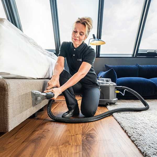 Аренда моющего пылесоса и Пароочистителя Karcher