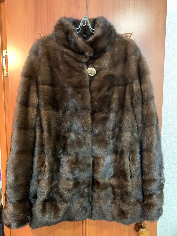 Продам норковую шубу
