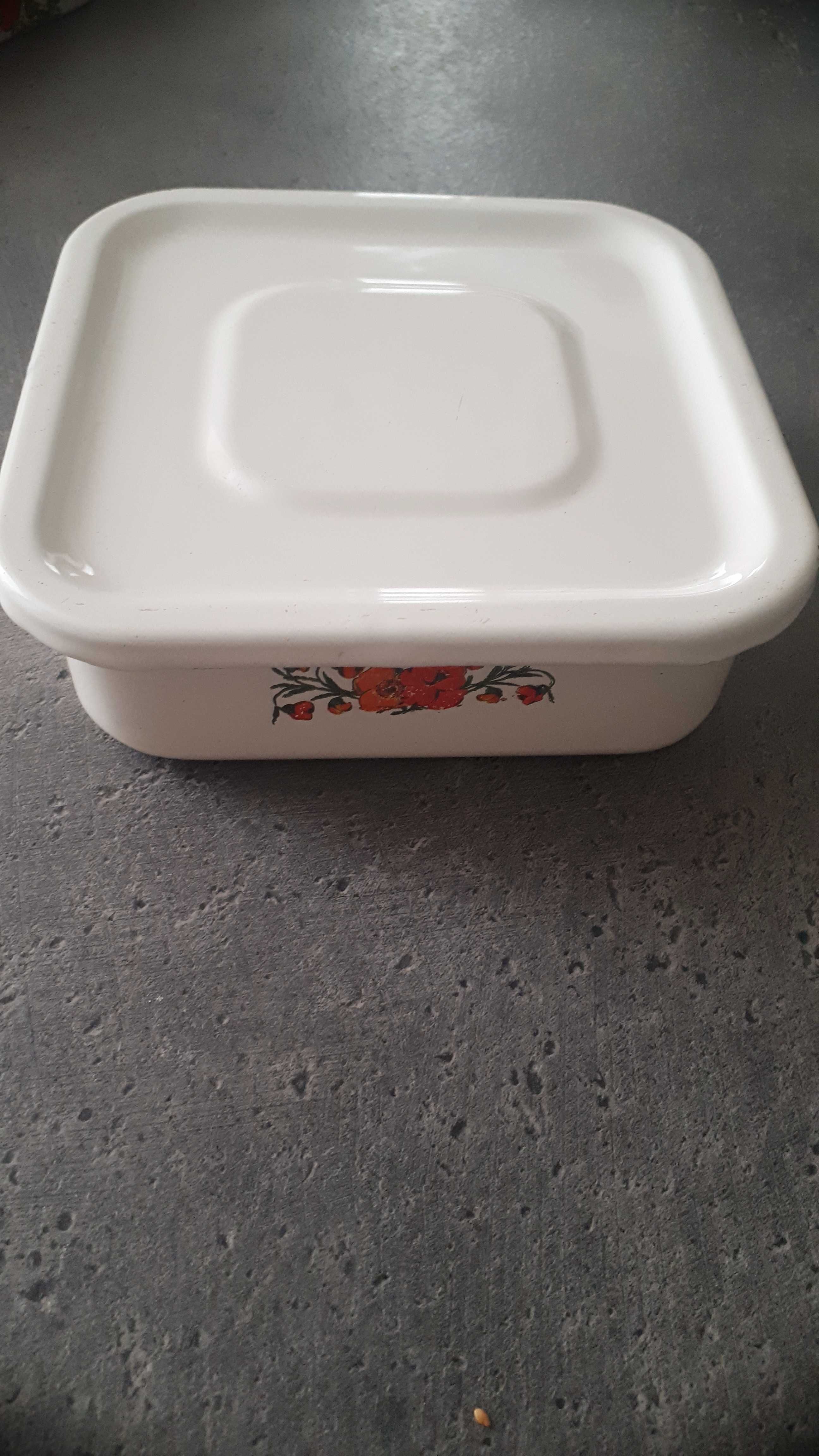 Лоток эмалированный с крышкой