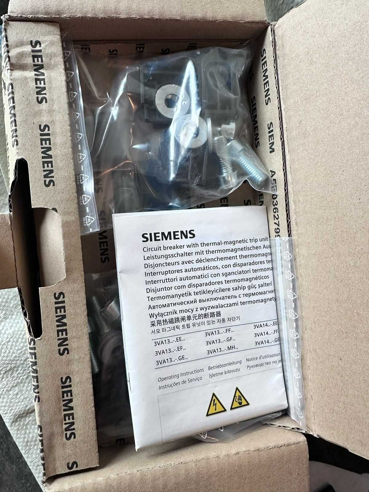 3VA1340-4EF32-0AA0 Автоматический выключатель 400А SIEMENS