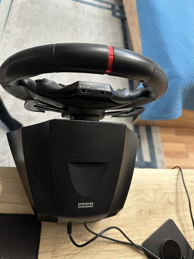 игровой руль Hori racing wheel apex