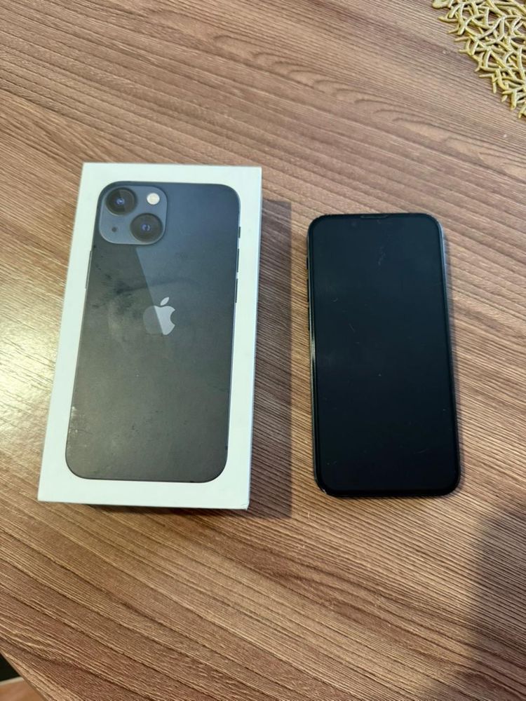 Продам Iphone 13 mini срочно