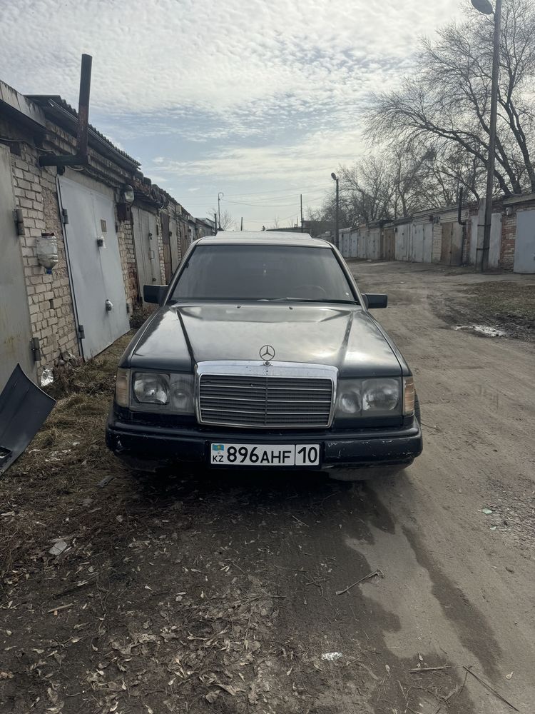 Продается Мерседес 124