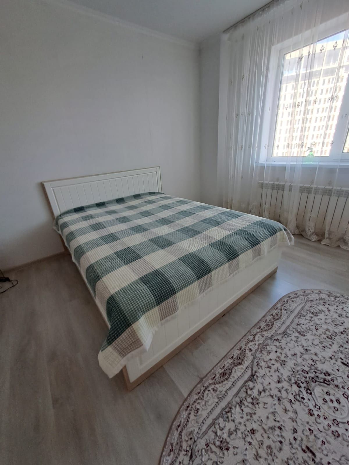 Продам кровать 160×200 без матраса Оливия белое дерево Дуб