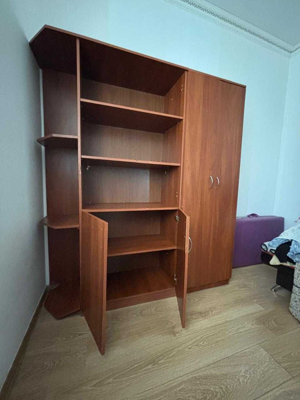 Продам шкаф срочно