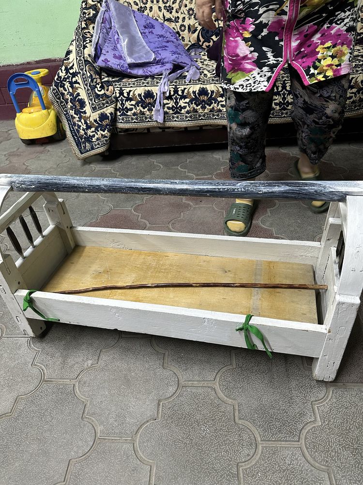 Продам советский деревянный бесик