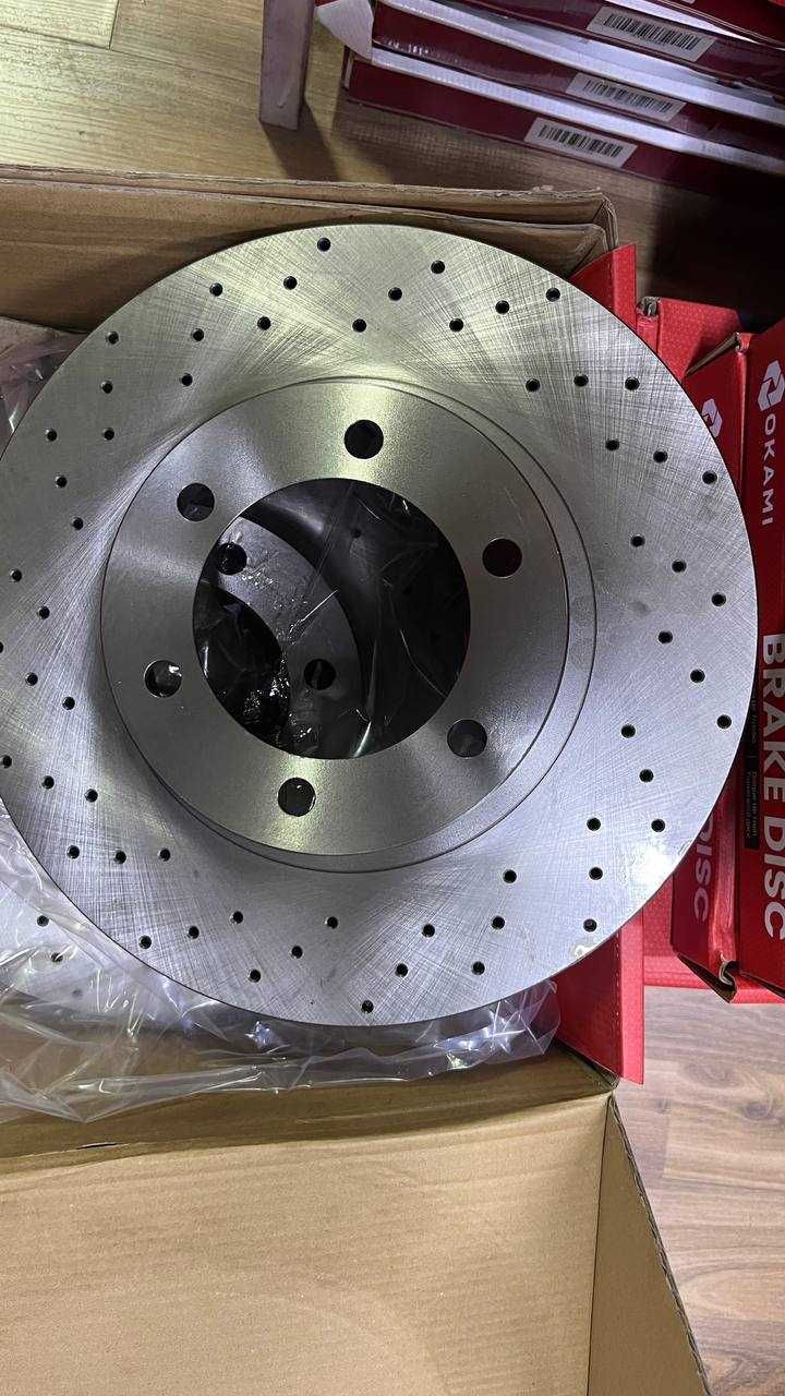 Тормозные диски на Toyota Hiace