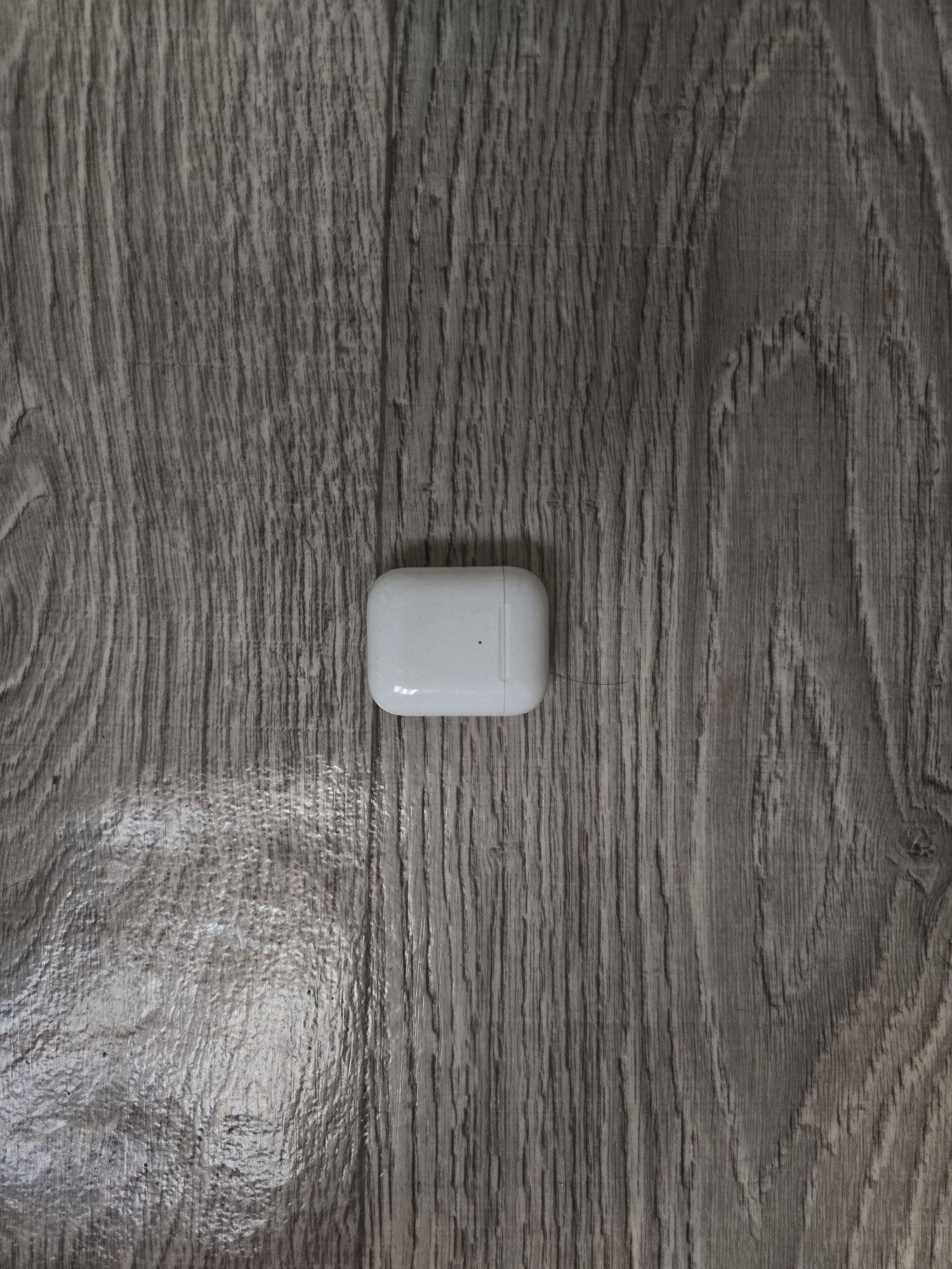 Airpods 2 поколения