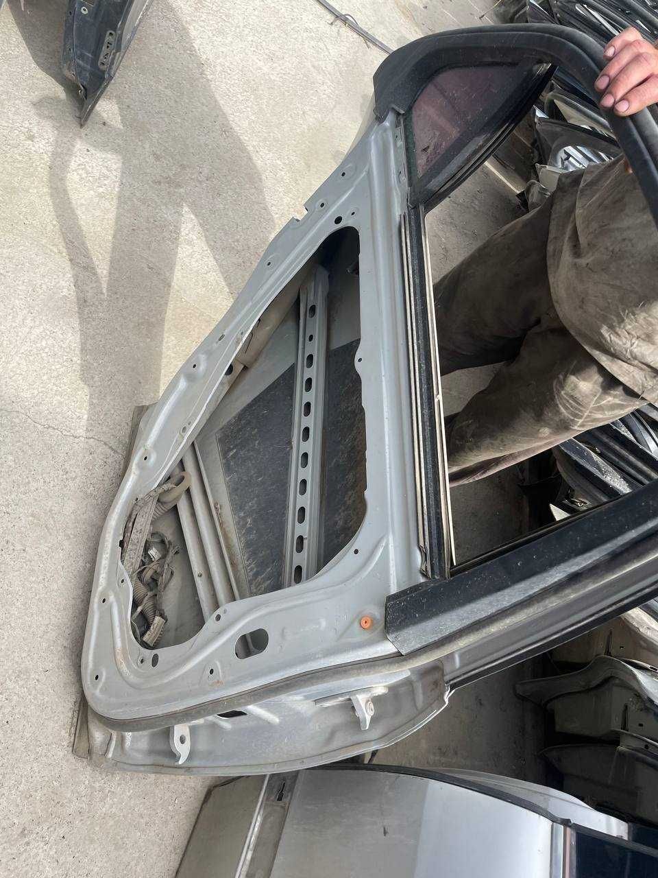 Двери мерседес w212