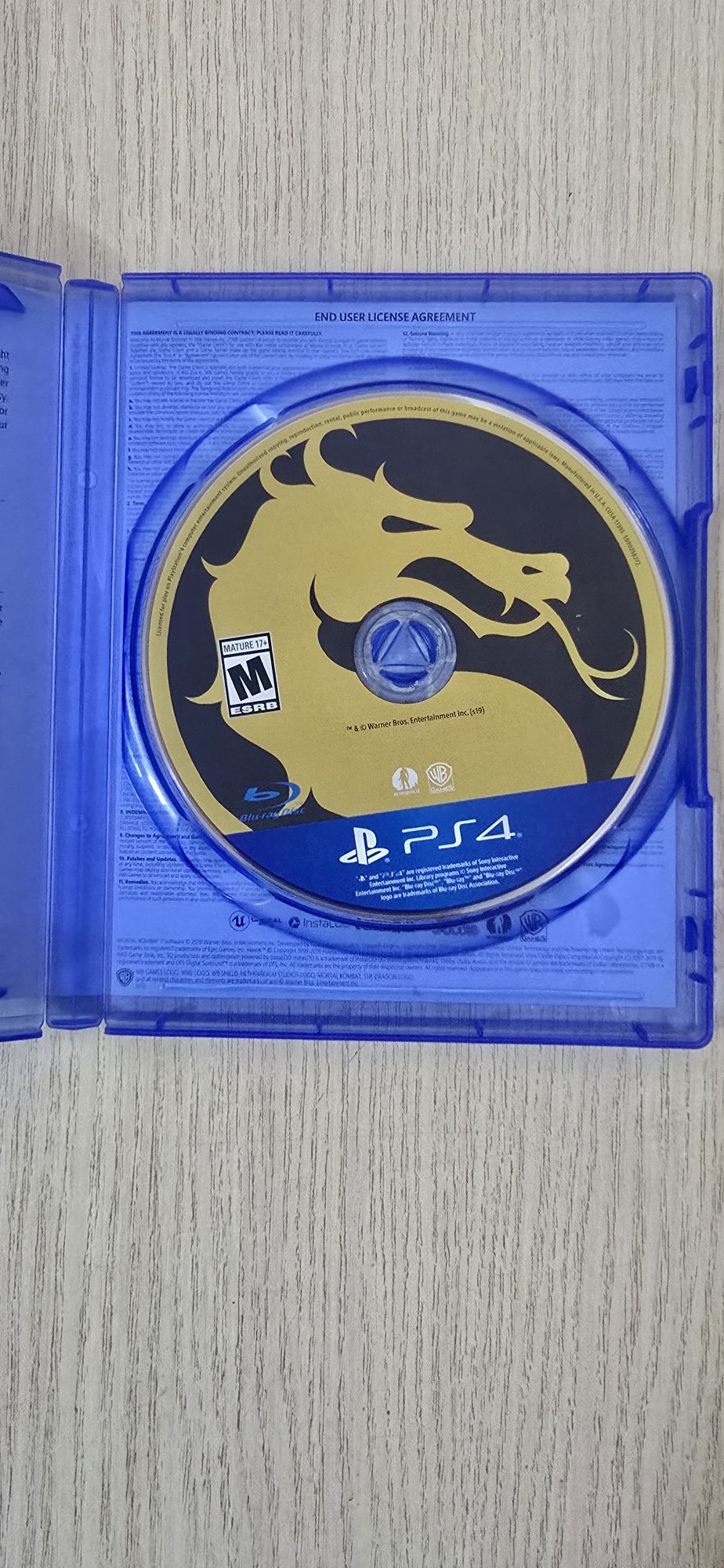 Продам Mortal Kombat 11 на PS4