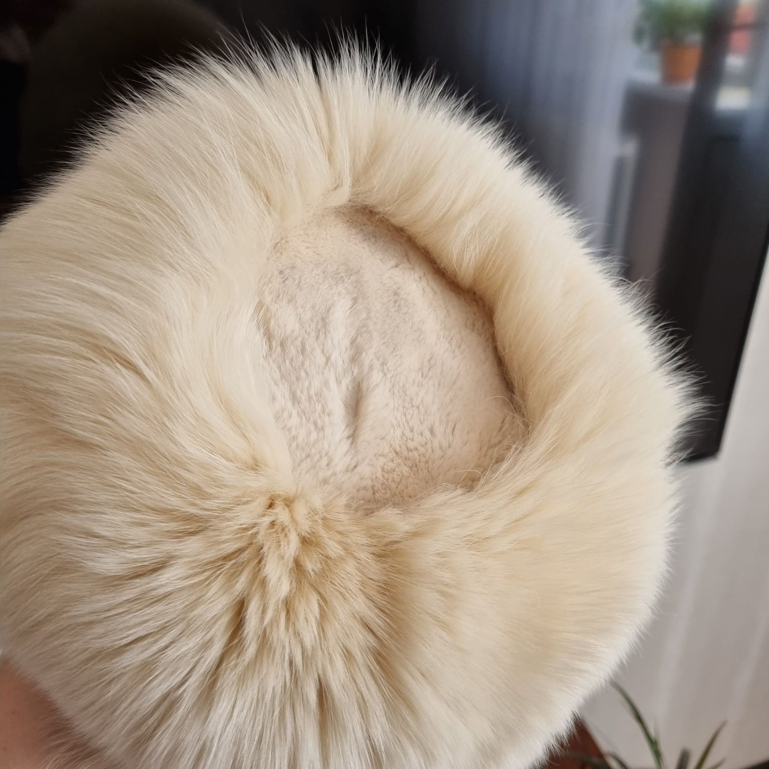 Продам шапку из нат. меха