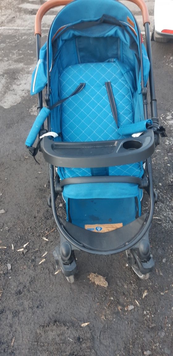 Продаю коляску детскую