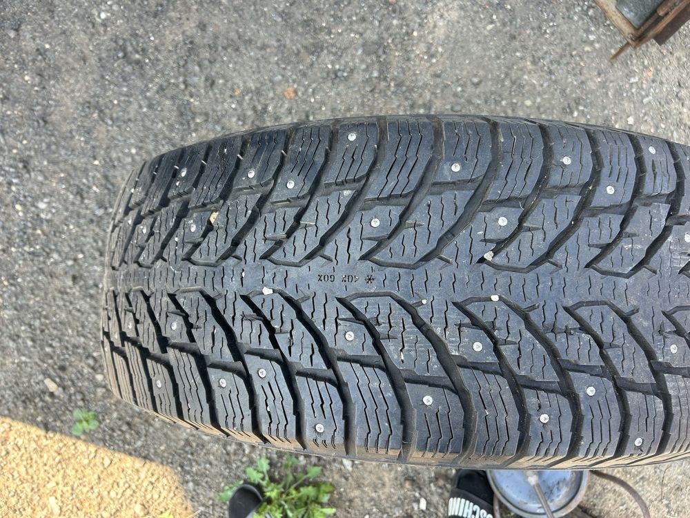 Продам резину Nokian HAKKAPELIITTA LT3