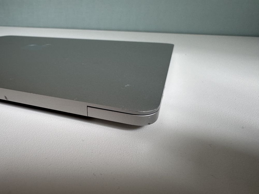 Macbook Pro 2017 TouchBar 512 Gb
