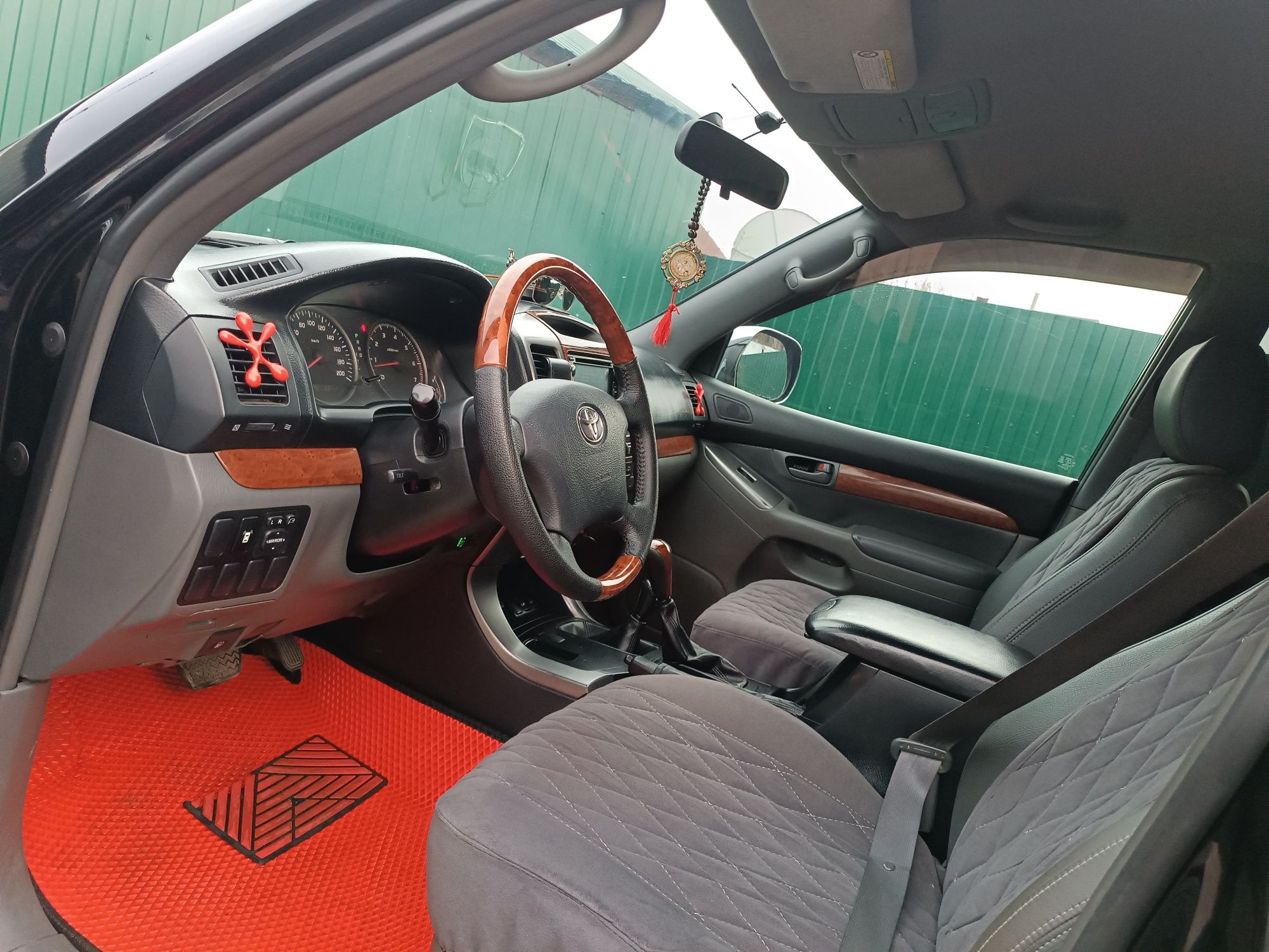 Land Cruiser Prado 120