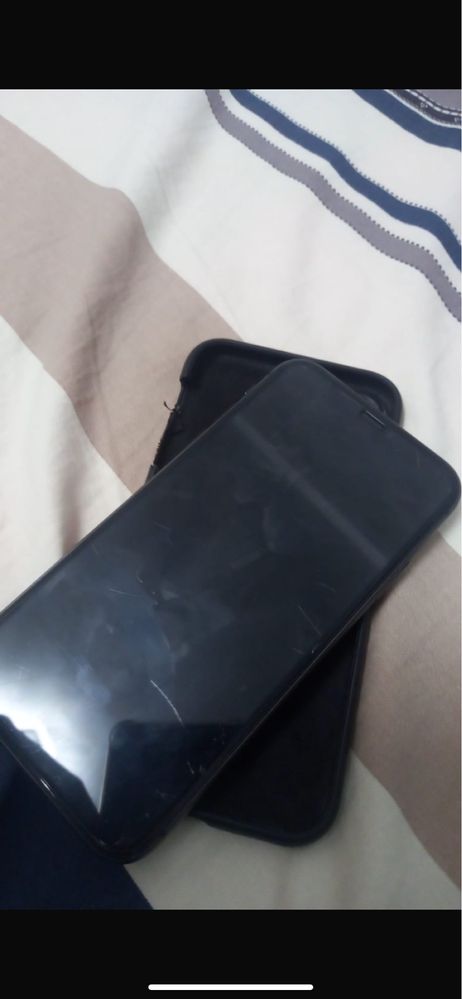 iphone 11 продаю