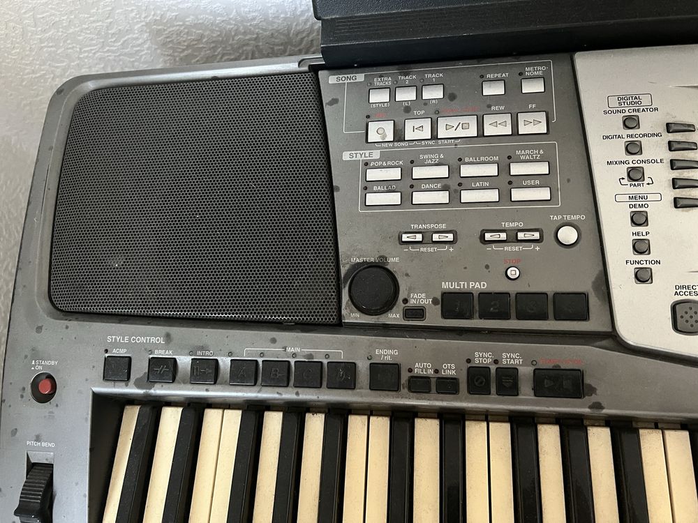 Синтезатор YAMAHA б/у продам