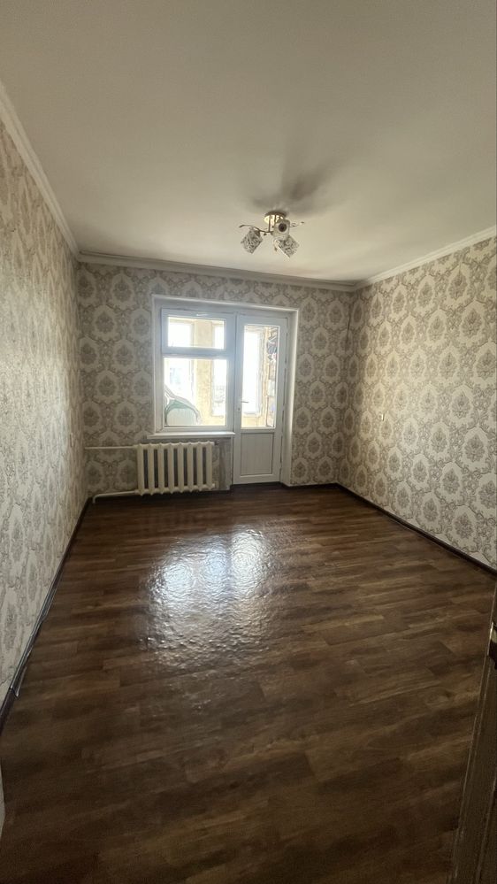 2 бөлмелі пәтер сатылады.
