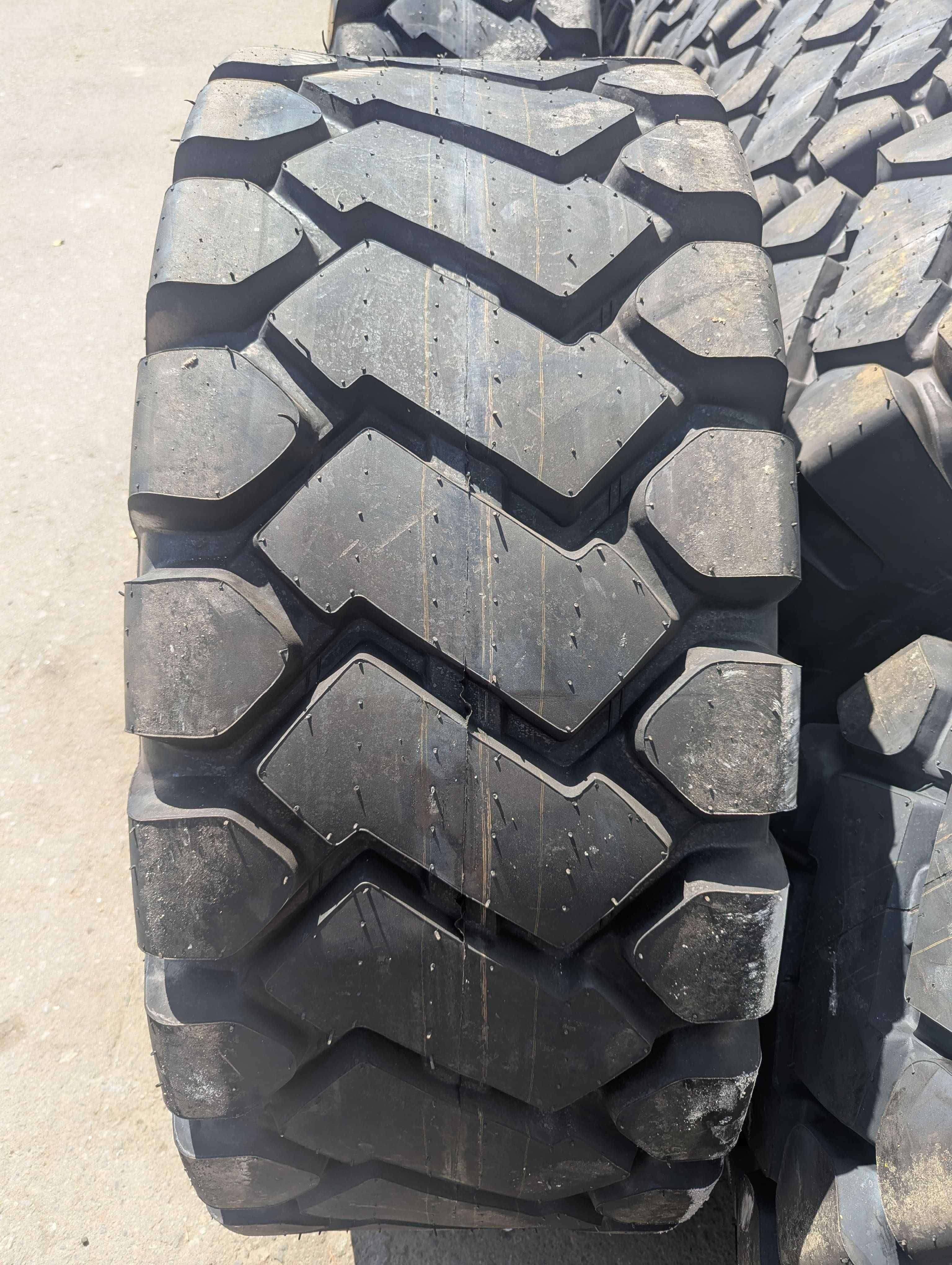 23,5-25 24PR SolidWAY