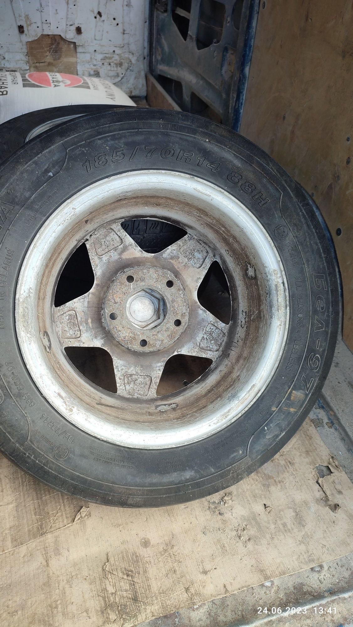 R14" 5*114.3 вылет ЕТ 35 Франция литьё