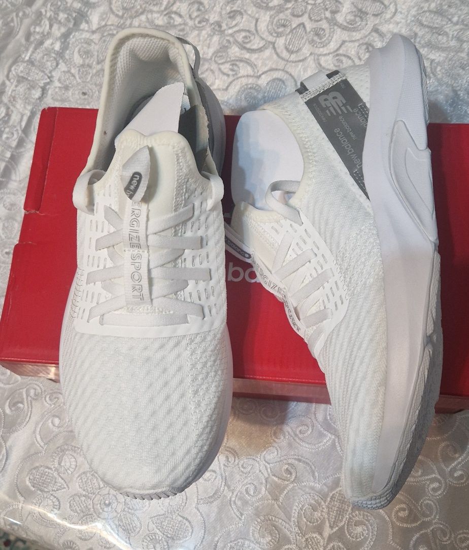 Продам кроссовки New balance 26 см