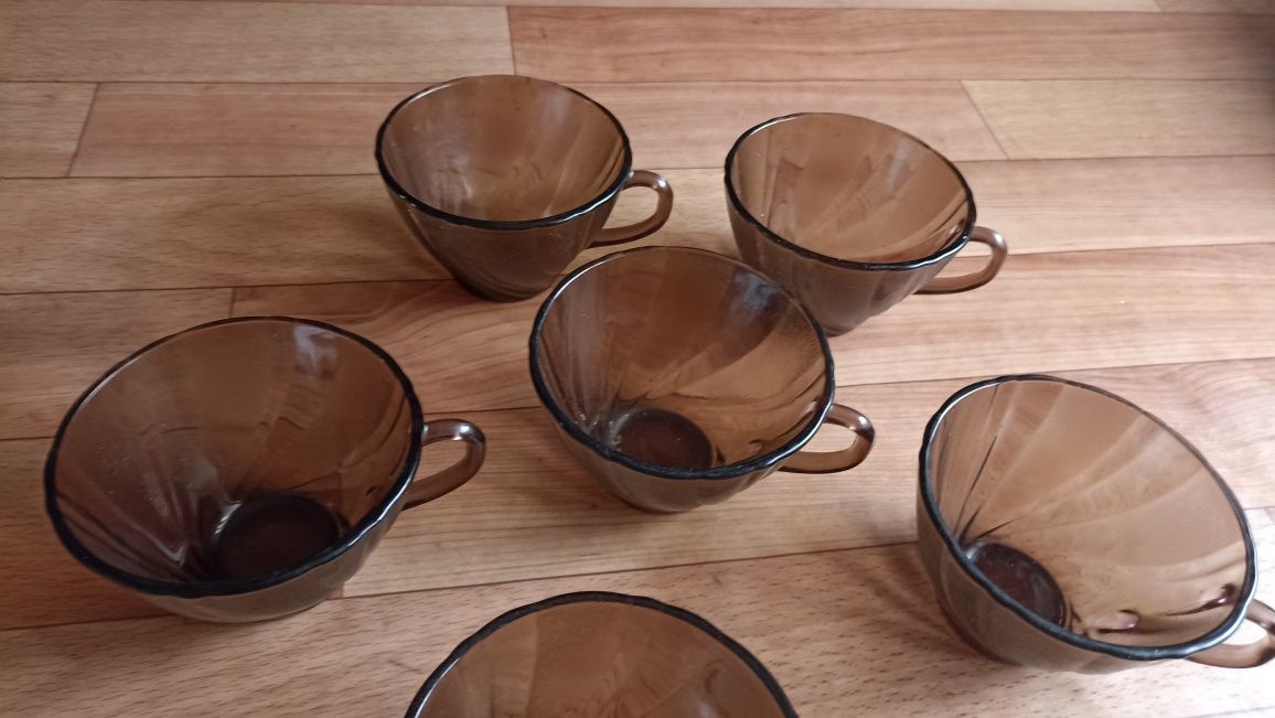 Продам недорого бокалы
