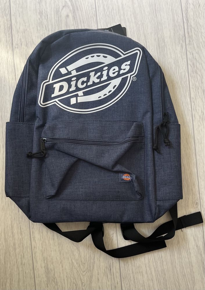 Продам рюкзак Dickies