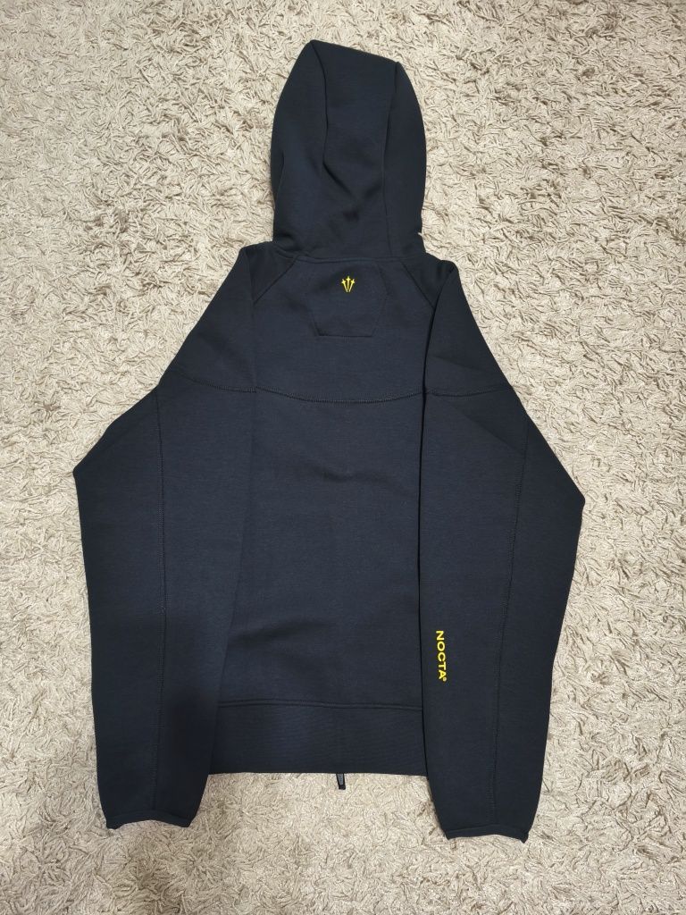 Продам спортивку nike nocta