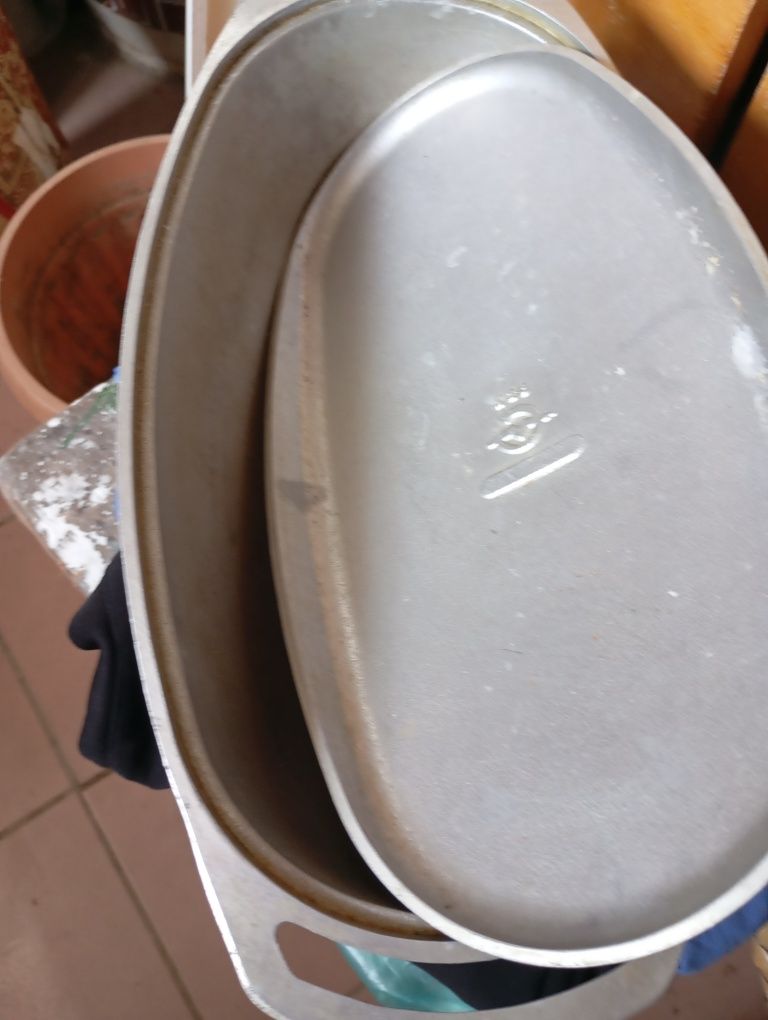 Продам утятницу новую