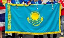 Флаг Казахстана с бахромой