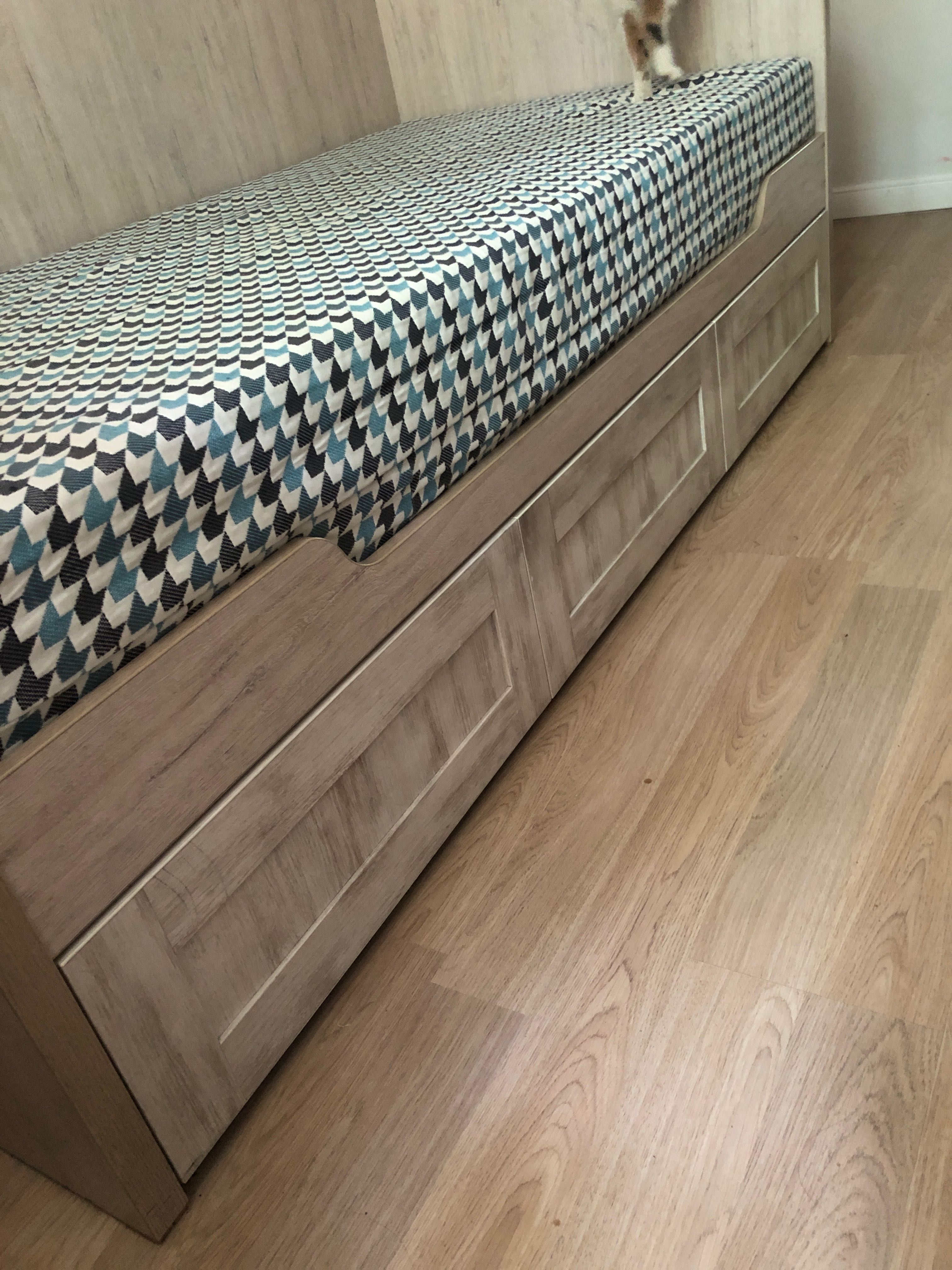 Кровать детская 90*190 продам