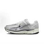 Кроссовки Nike Vomero 5