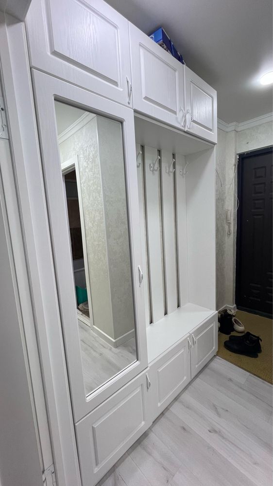 Прихожий шкаф/ прихожка