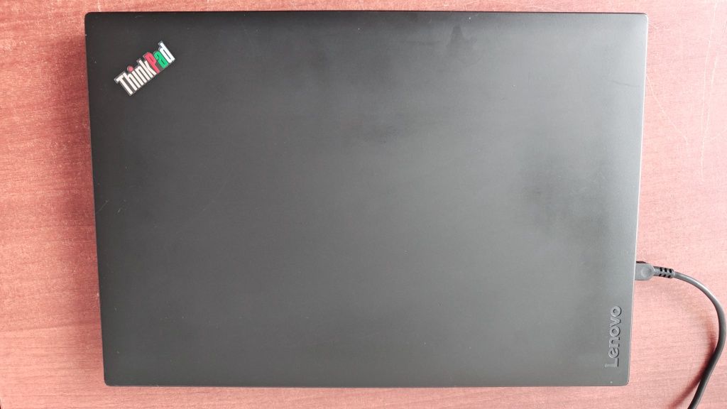 ThinkPad T25 юбилейный