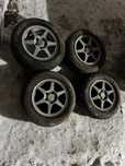 Продам автошины Toyota