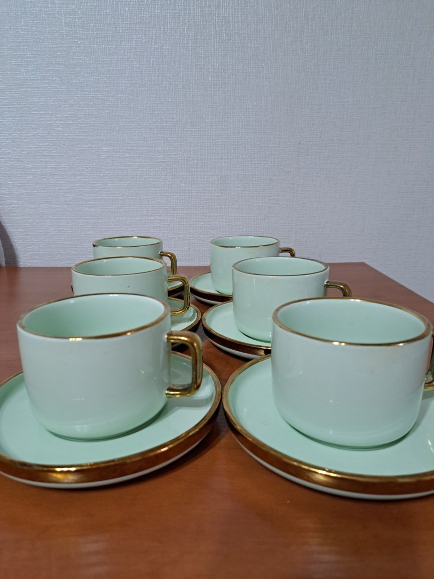 Продам 6 чайных пар