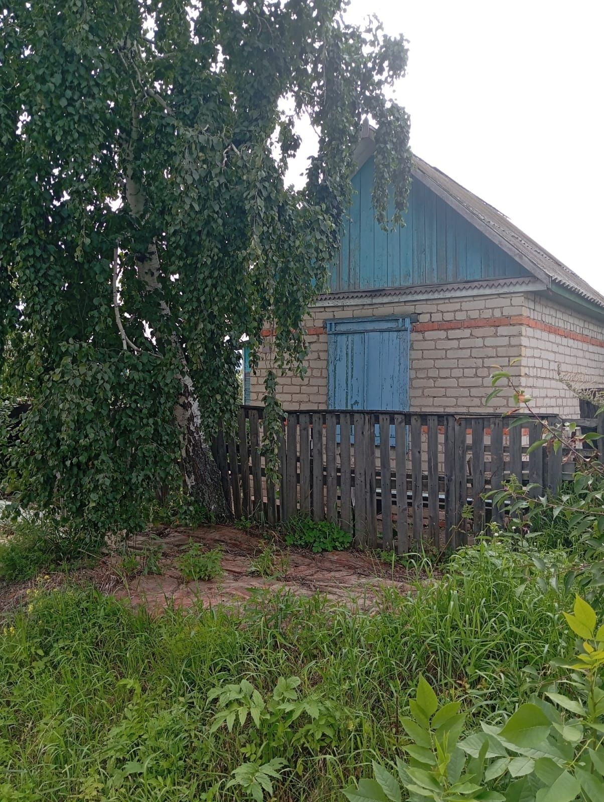 Продам дачу,Кирпичный дом