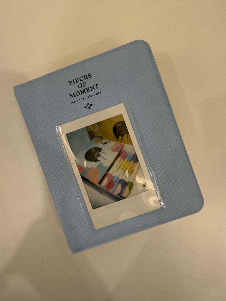 продаю по низкой цене Instax mini 11 в голубом цвете