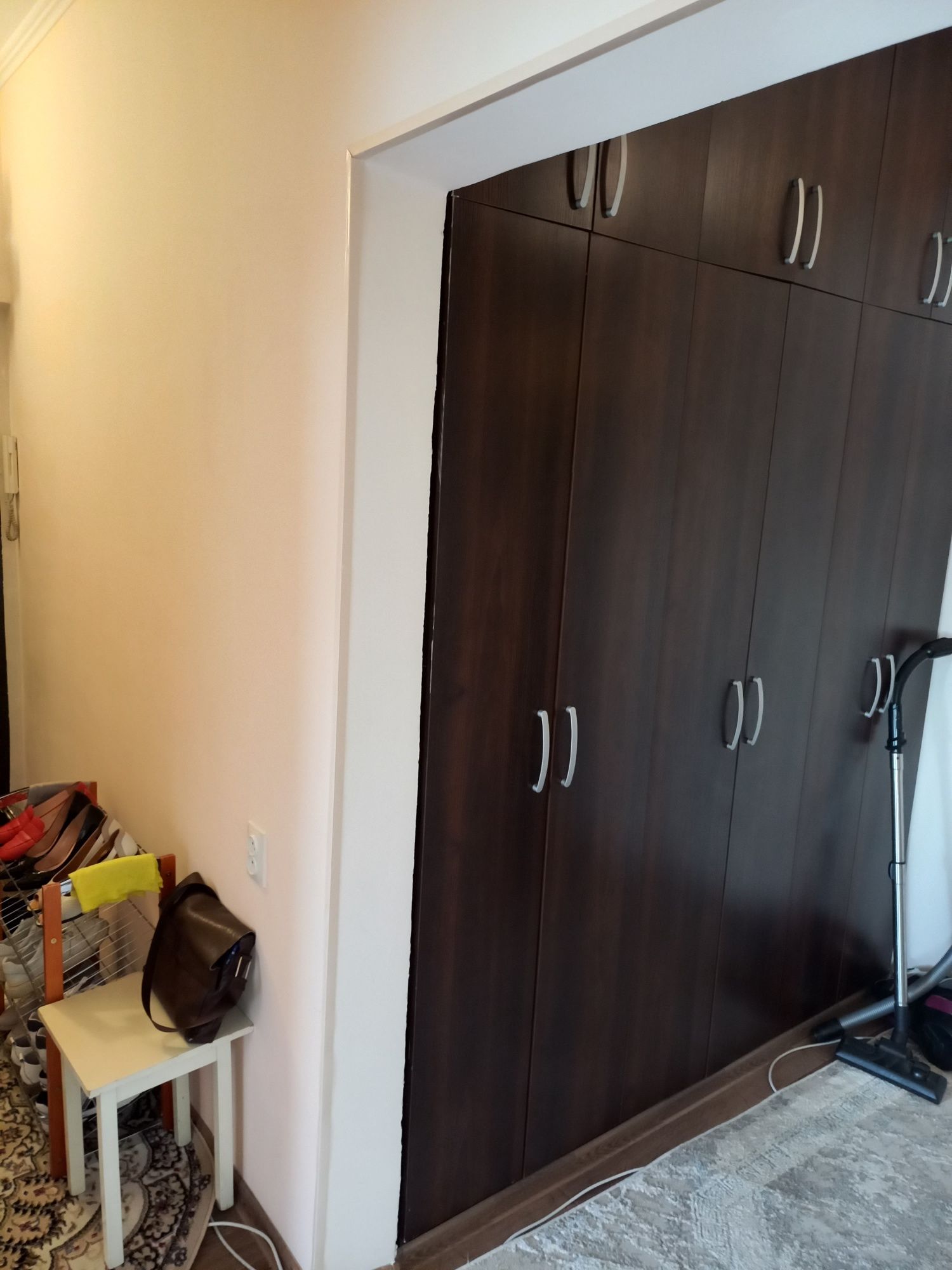 продам отличную квартиру в Алматы , мкр.Жетысу-2 , НЕзалоговая  , ТОРГ