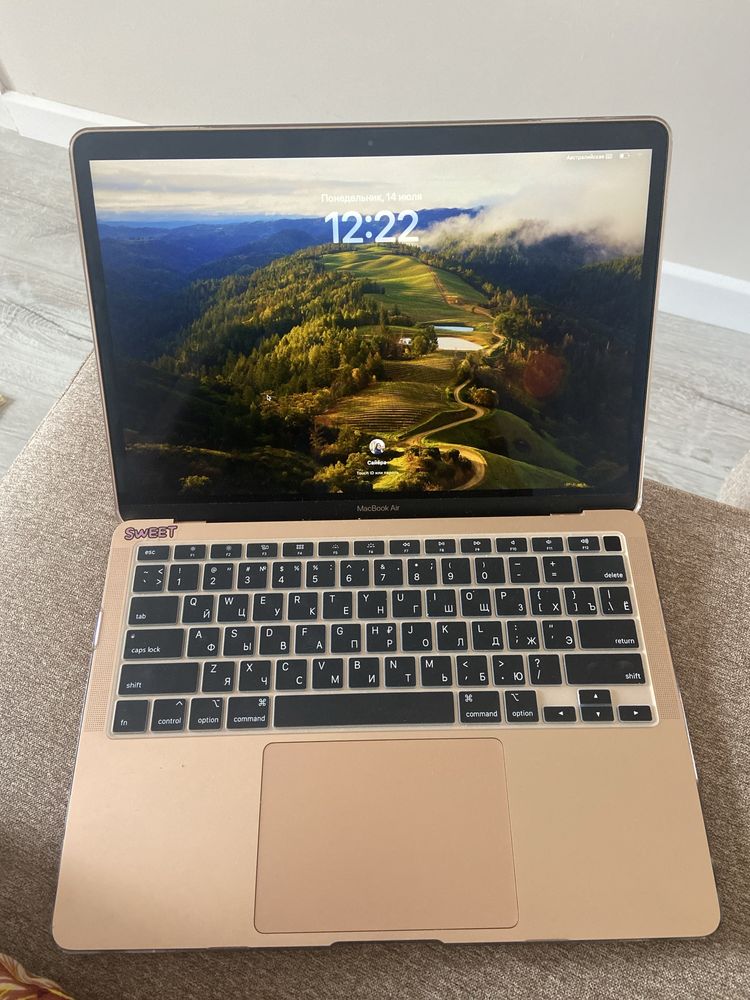 MacBook Air 8GB um 256Gb SSD  срочна продоется