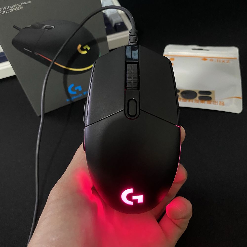 Продам мышь Logitech g102
