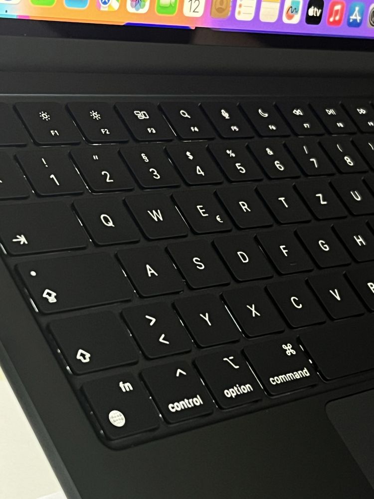 MacBook Air 2022 | M2 | ОЗУ 8Gb | 93% | SSD 256Gb