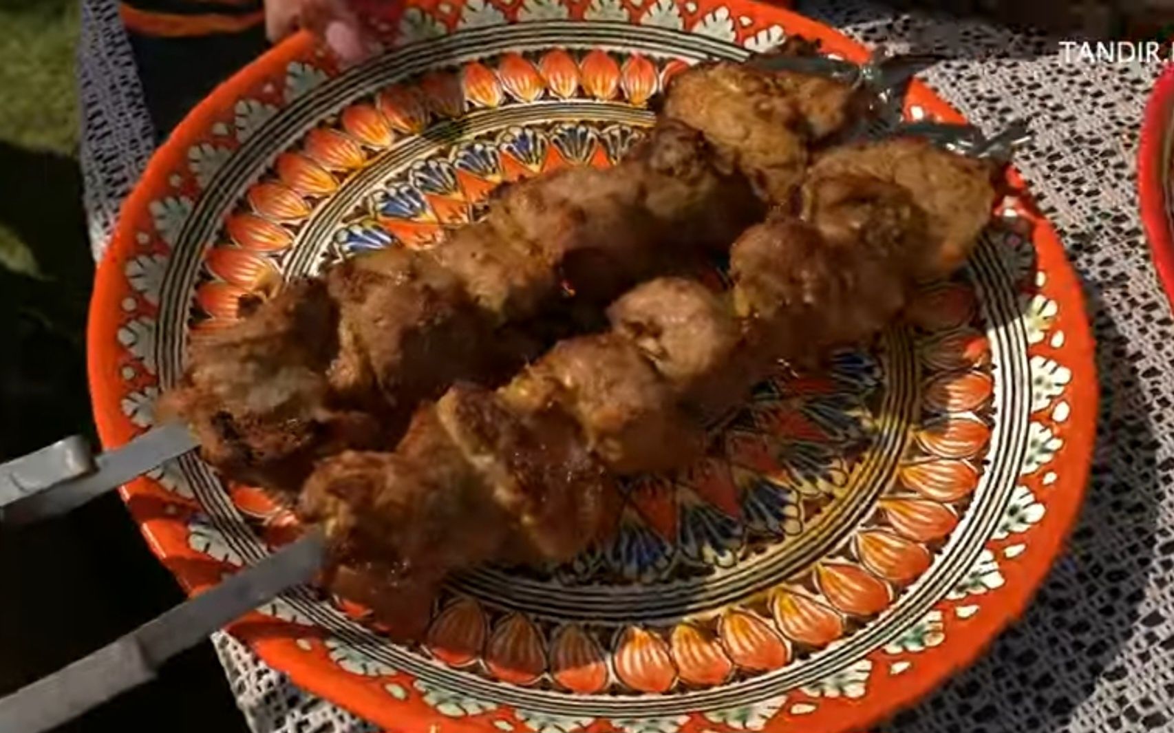 Тандырная печь на колесах,для ресторанов,кафе,в коттедж,кудахана и т.п