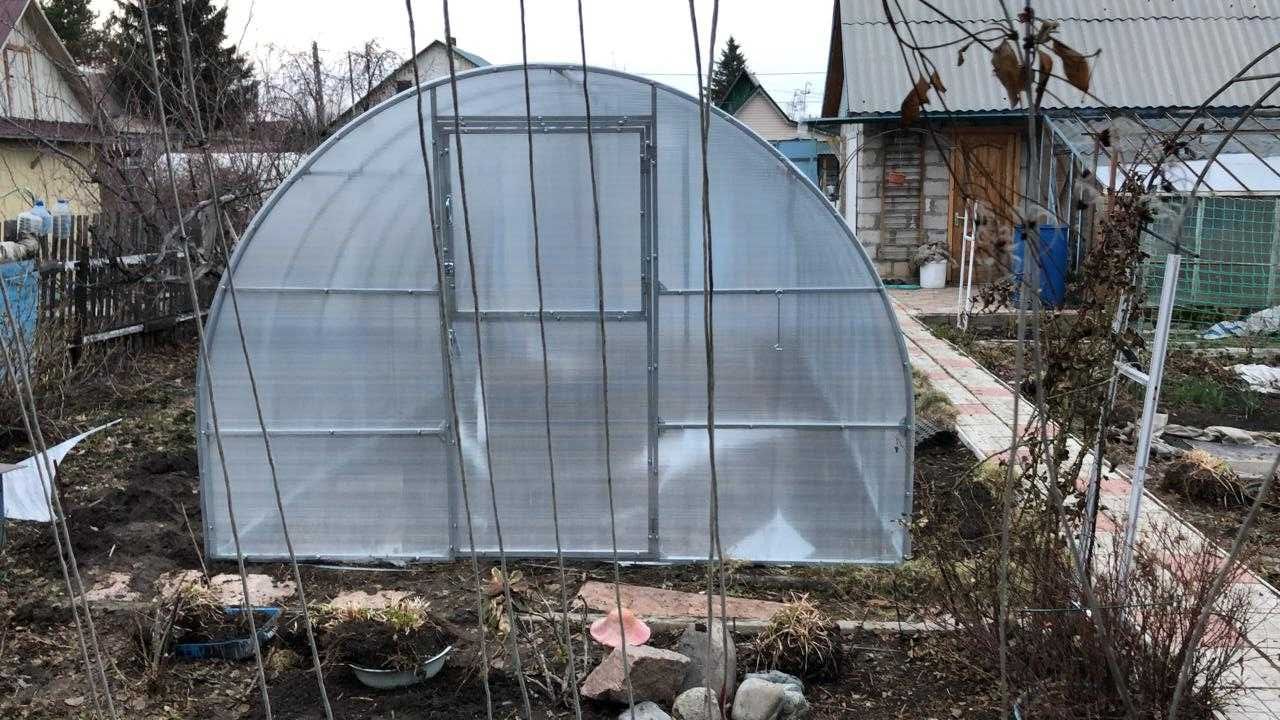 Теплица усиленная из поликарбоната