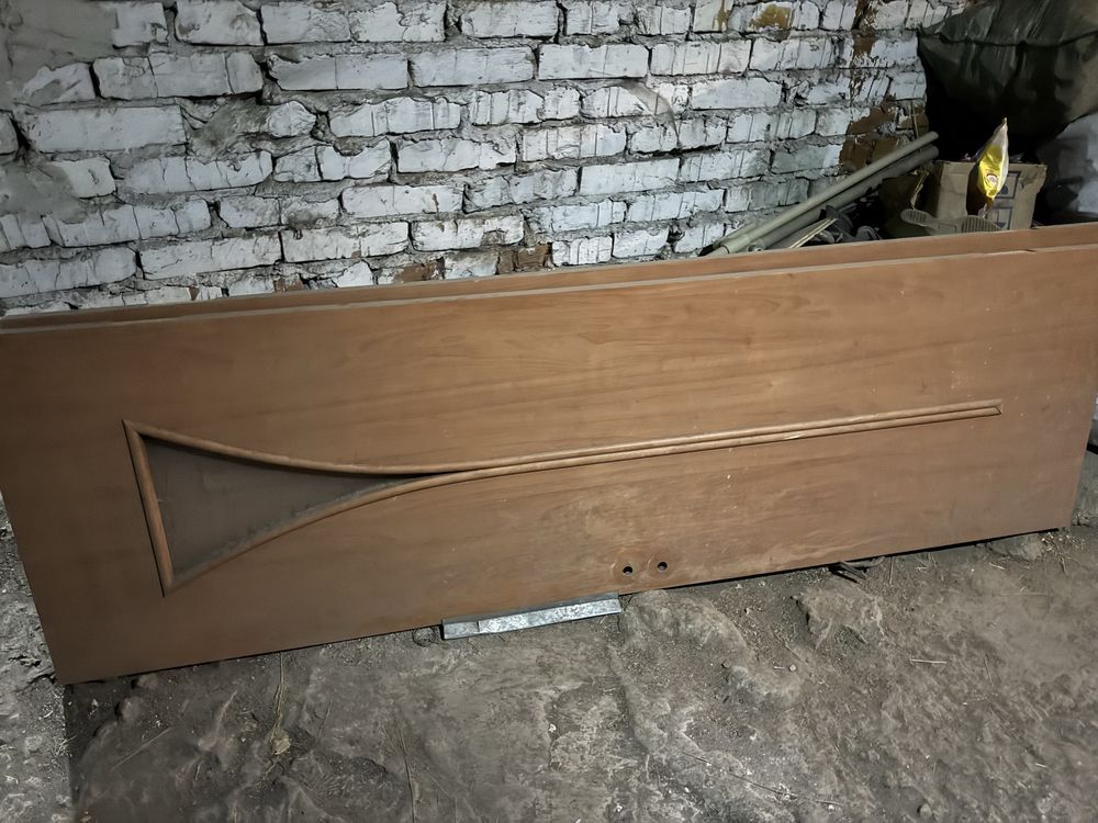 Двери деревянные