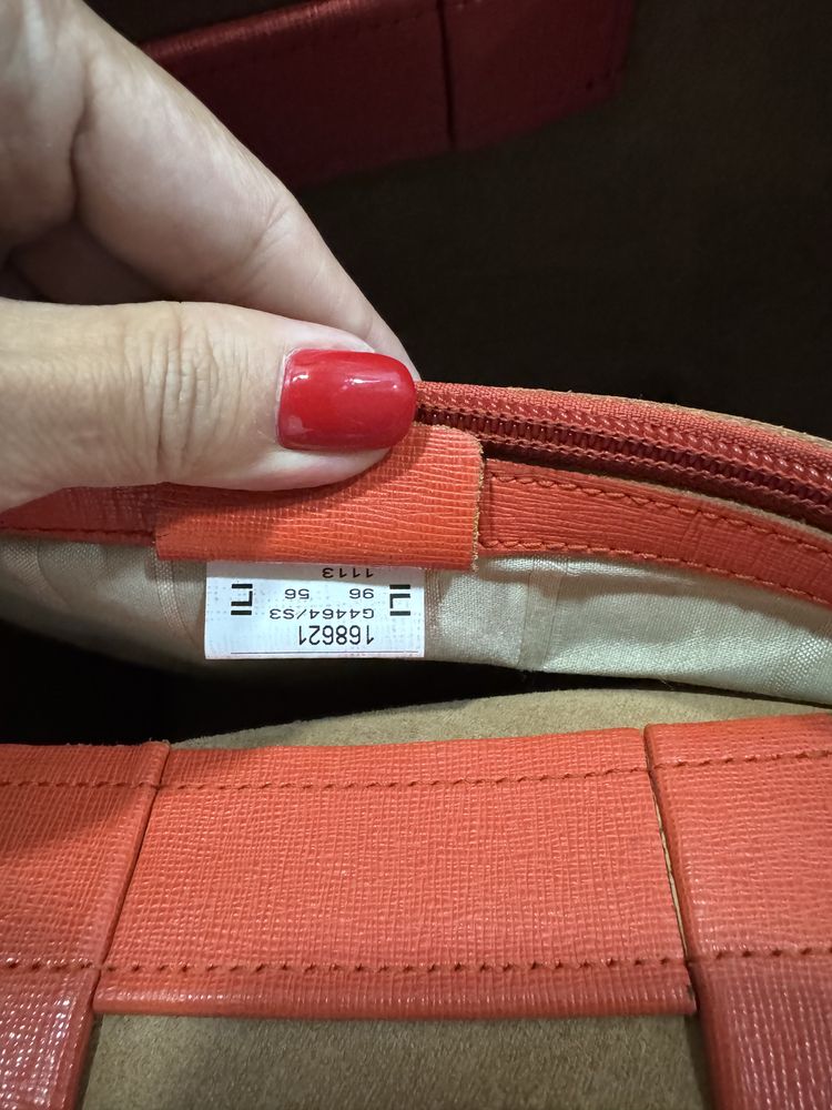 Furla (Divide It)  в идеальном состоянии